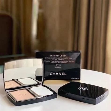 chanel compact powder review india|Chanel compact powder with mirror.